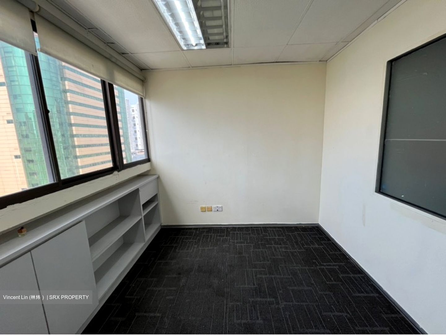Tong Lee Building Block B (D13), Warehouse #583861901